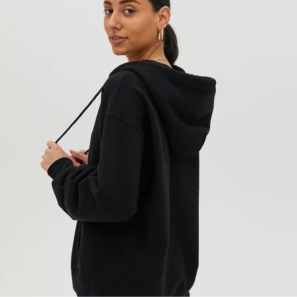 2 piece tna set (zip up hoodie & sweatpants)